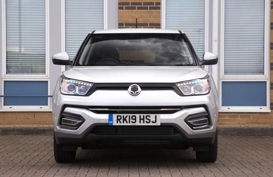  SsangYong Tivoli Ultimate 2018 года  (UK) (фото 34 из 37)